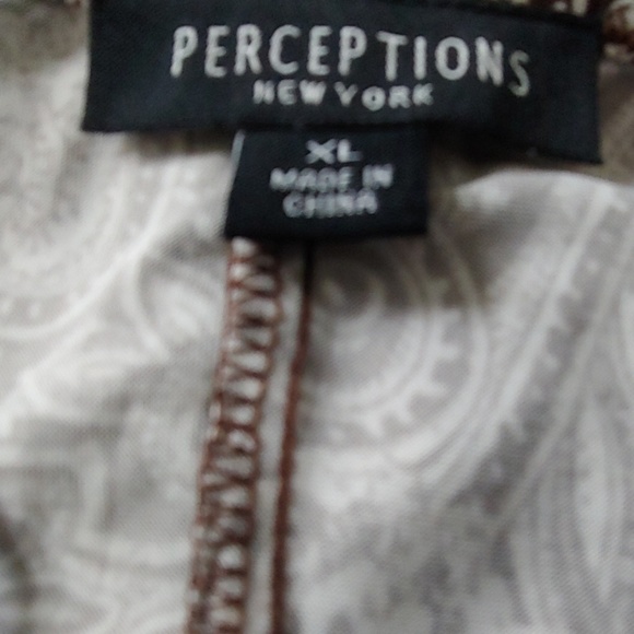 Ladies Print Dress - Picture 3 of 3